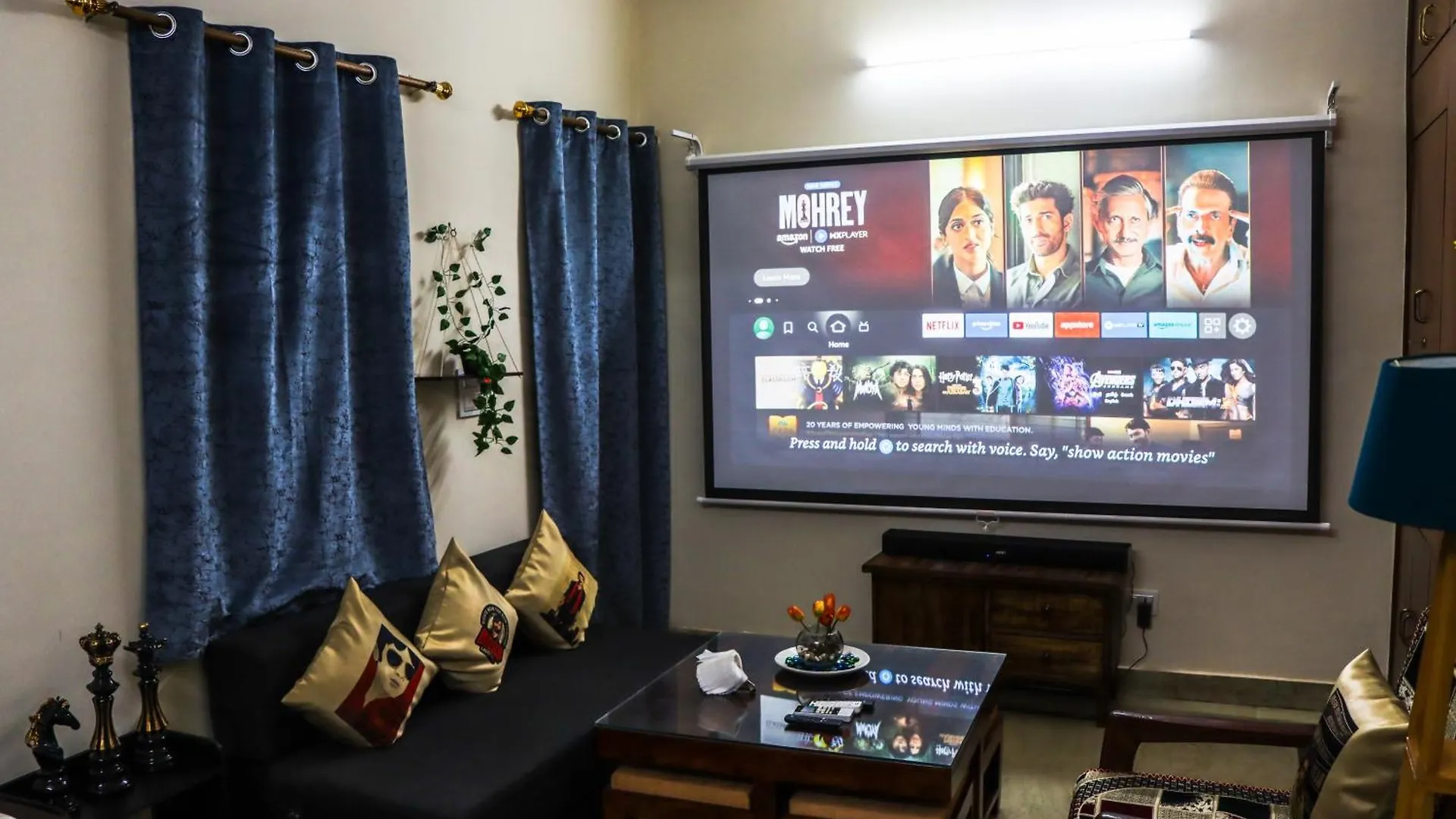 דירות גורגאון Bollywood Junction 100 Inch Cinema Party Couples